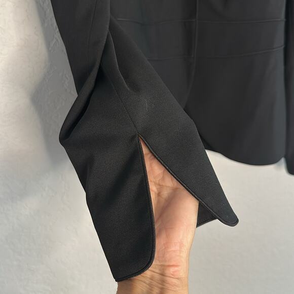 NEW Dana Buchman Black Stretch Wool Blazer Office Snap Front Fall Classic Preppy - Picture 6 of 8